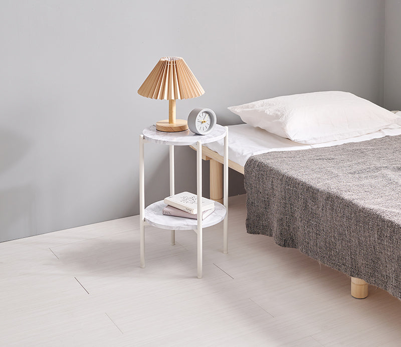 サイドテーブル