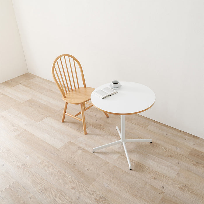 カフェテーブル