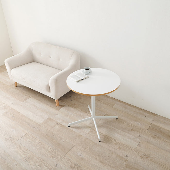 カフェテーブル