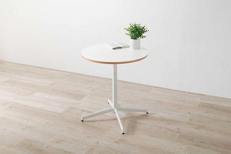 カフェテーブル