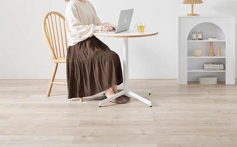 カフェテーブル