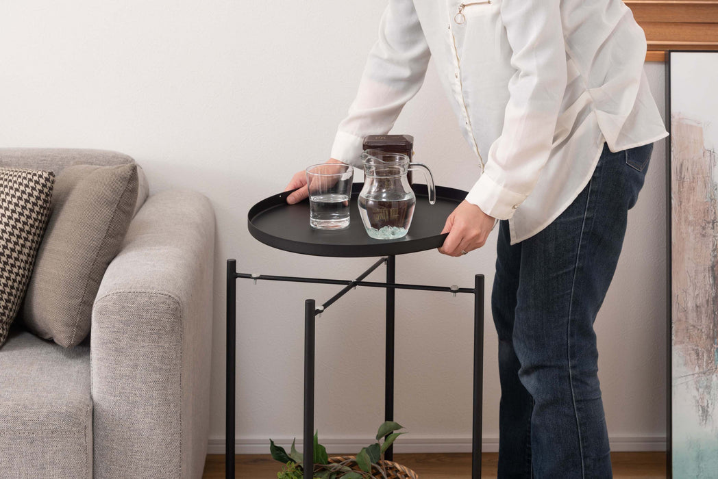 サイドテーブル