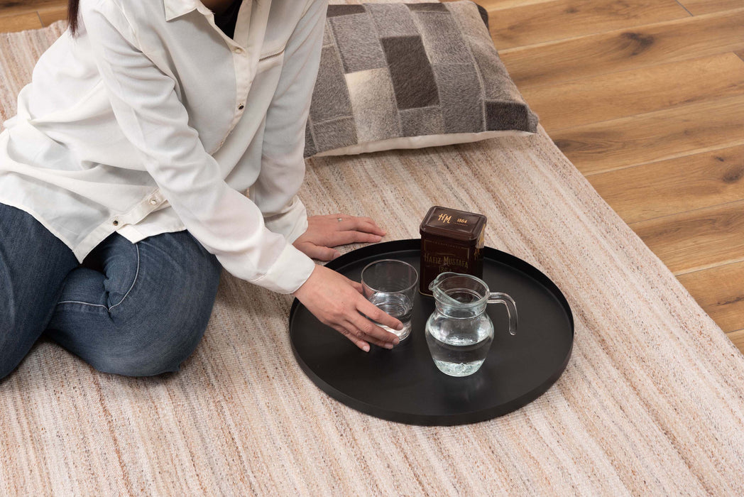 サイドテーブル