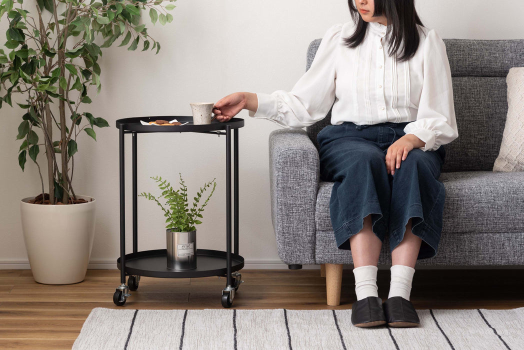 サイドテーブル