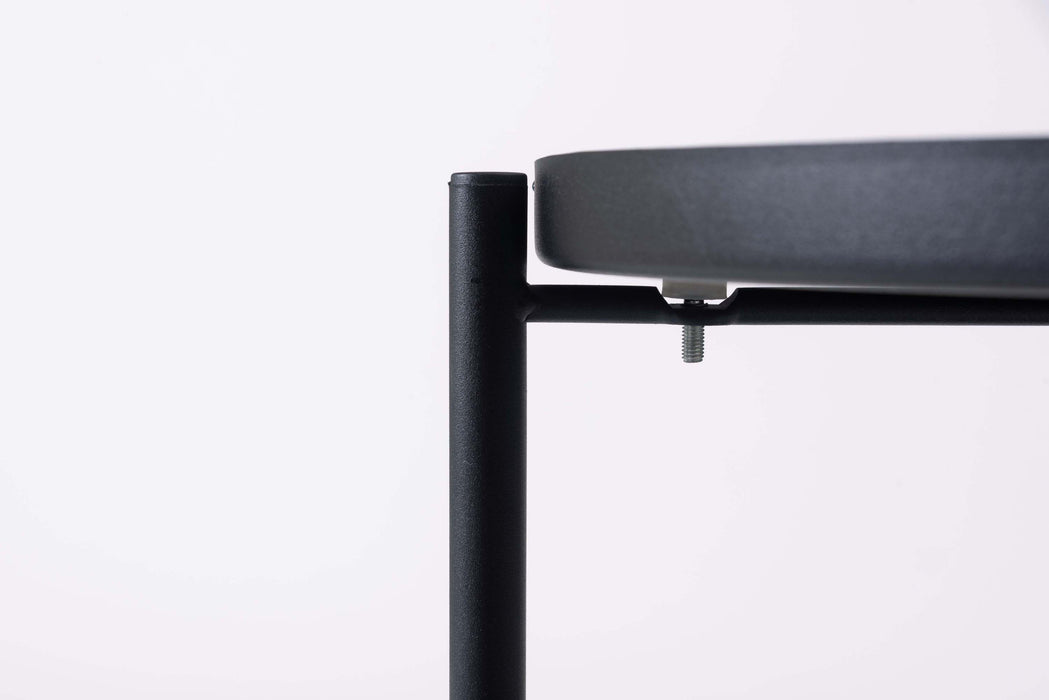 サイドテーブル