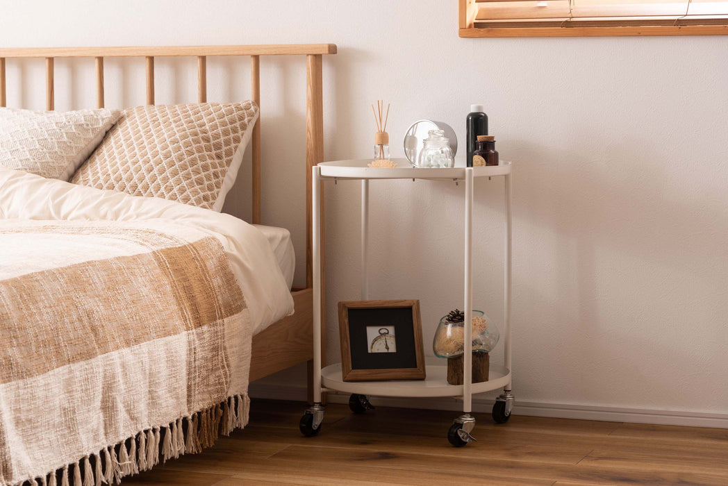 サイドテーブル