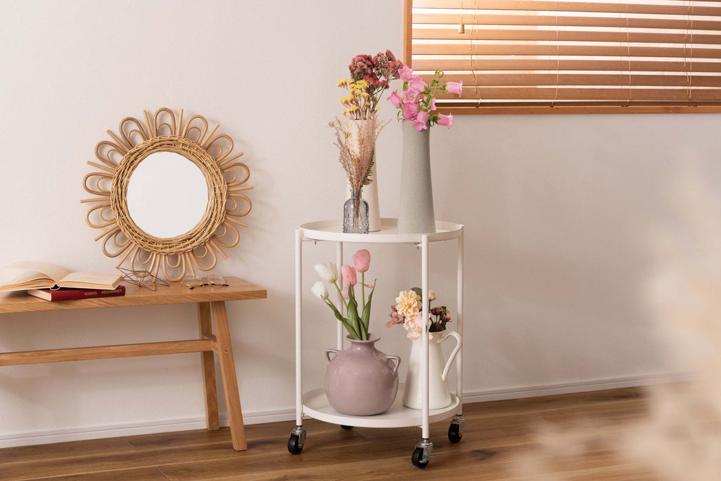 サイドテーブル