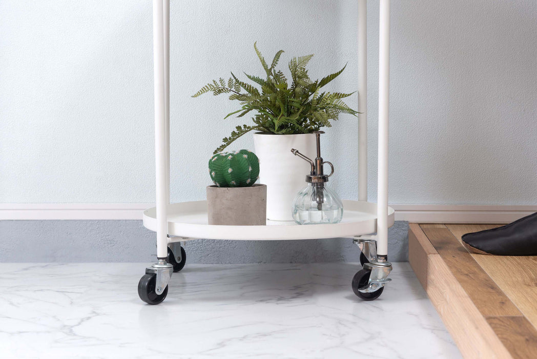 サイドテーブル