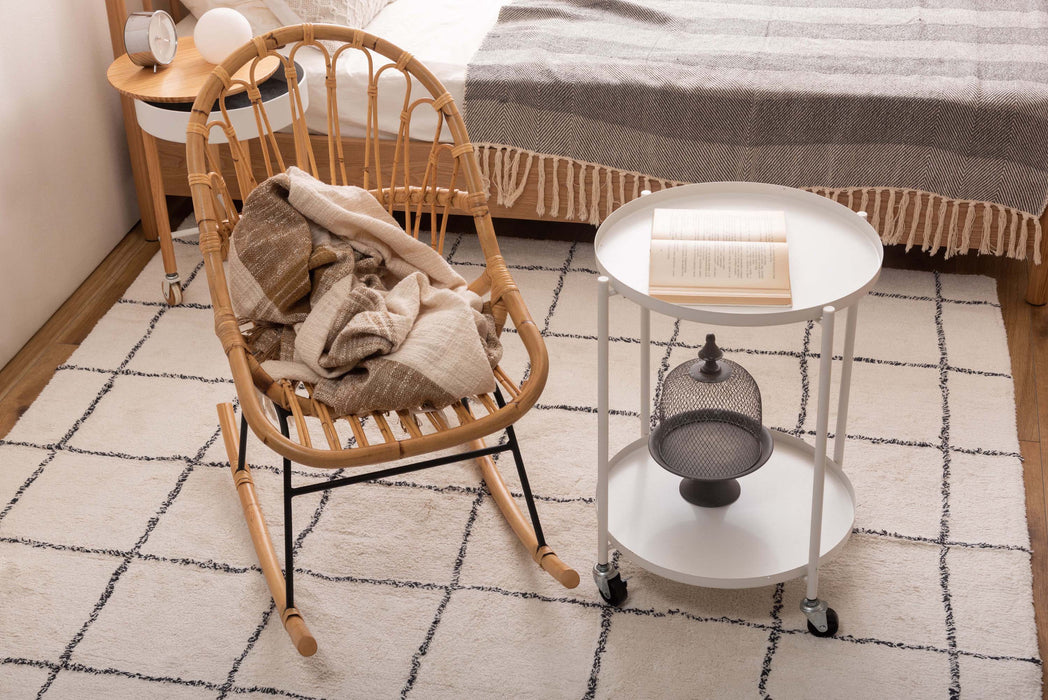 サイドテーブル