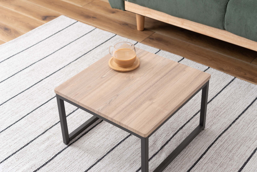 ネストテーブル