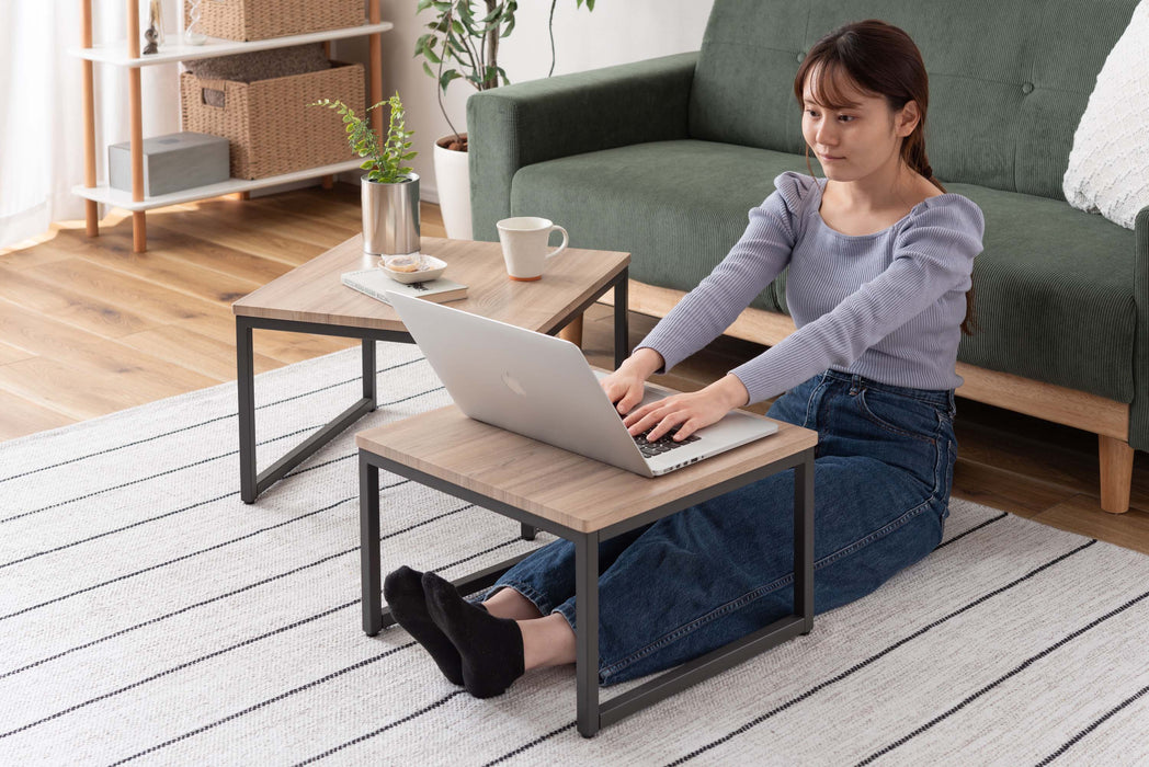 ネストテーブル