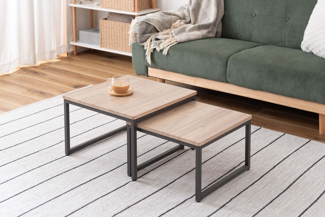 ネストテーブル