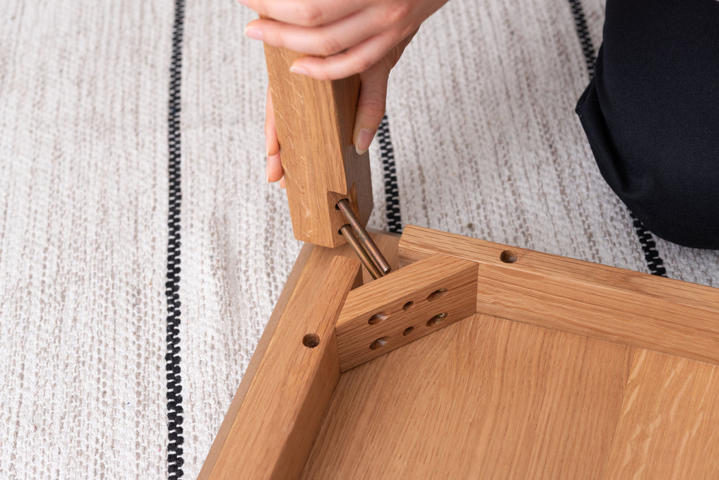 リビングテーブル