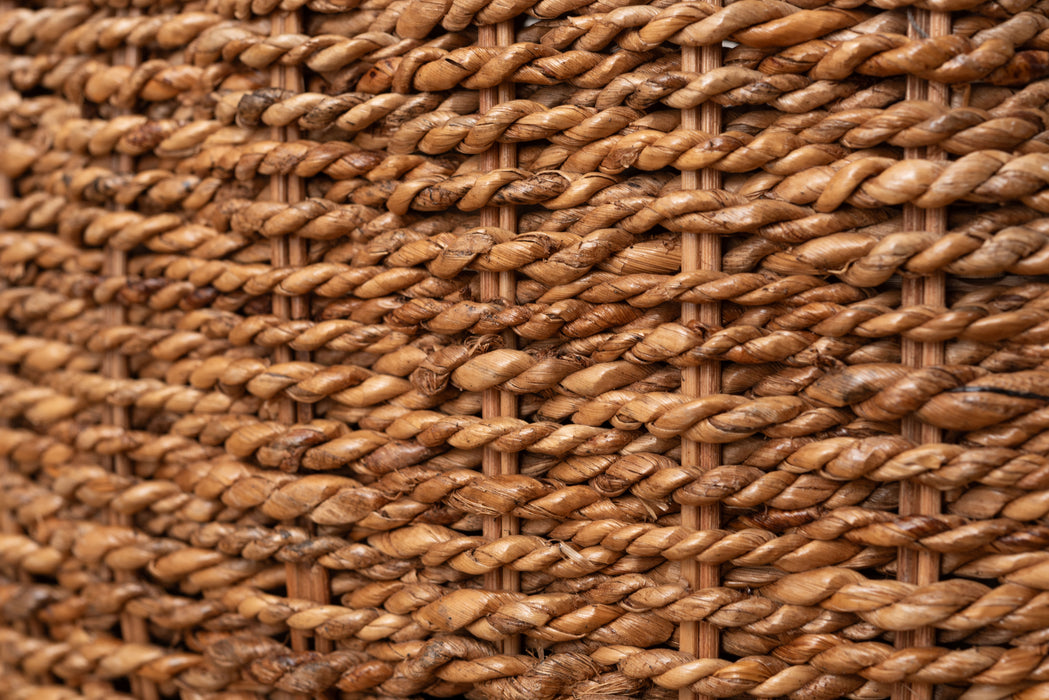 アバカラウンドテーブル