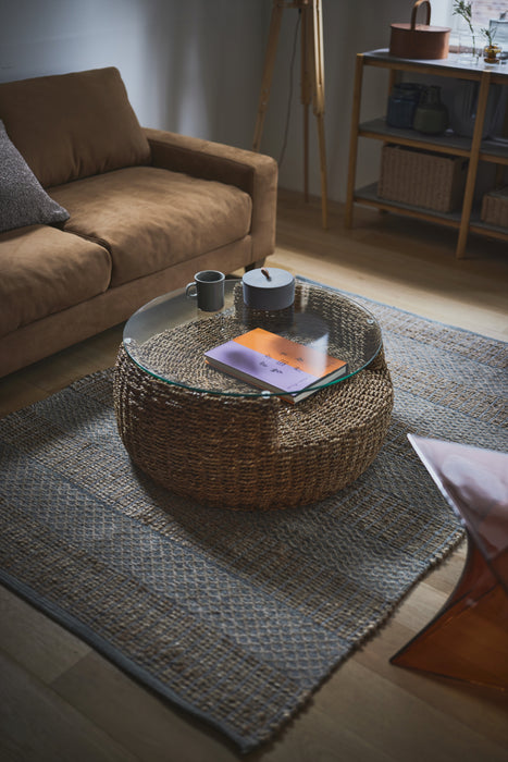 アバカラウンドテーブル