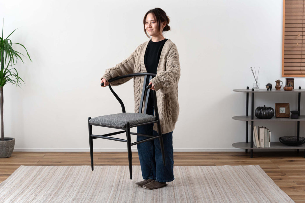 クルヴァチェア