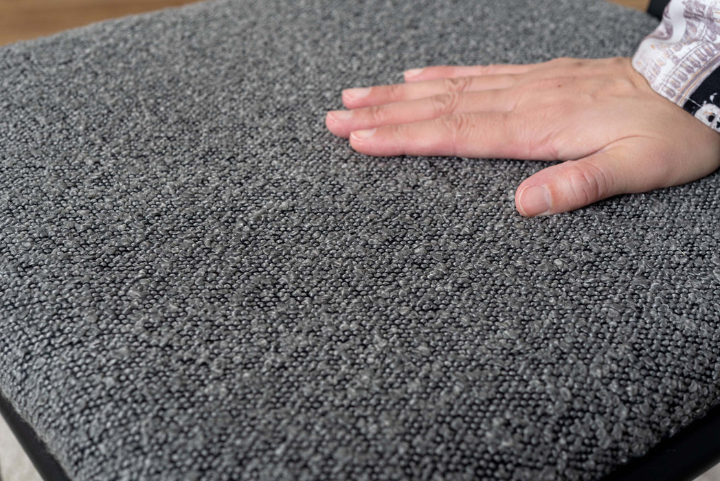 クルヴァチェア