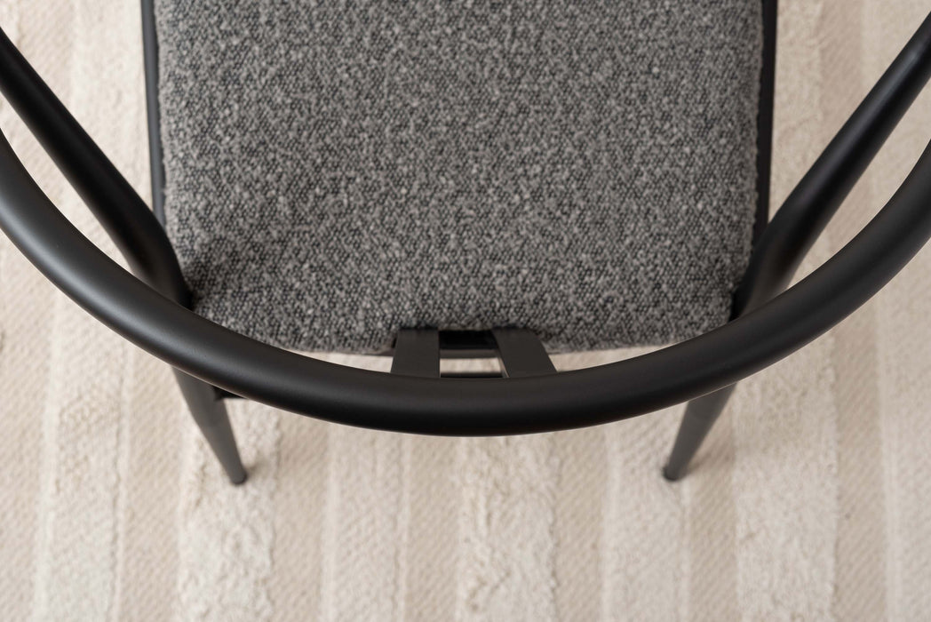 クルヴァチェア