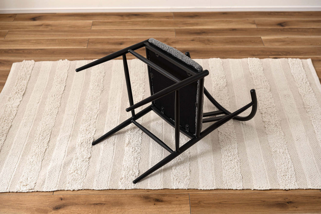 クルヴァチェア