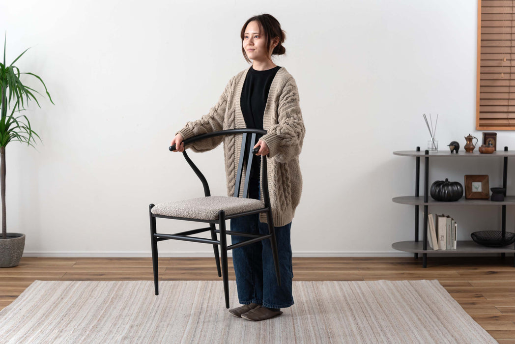 クルヴァチェア