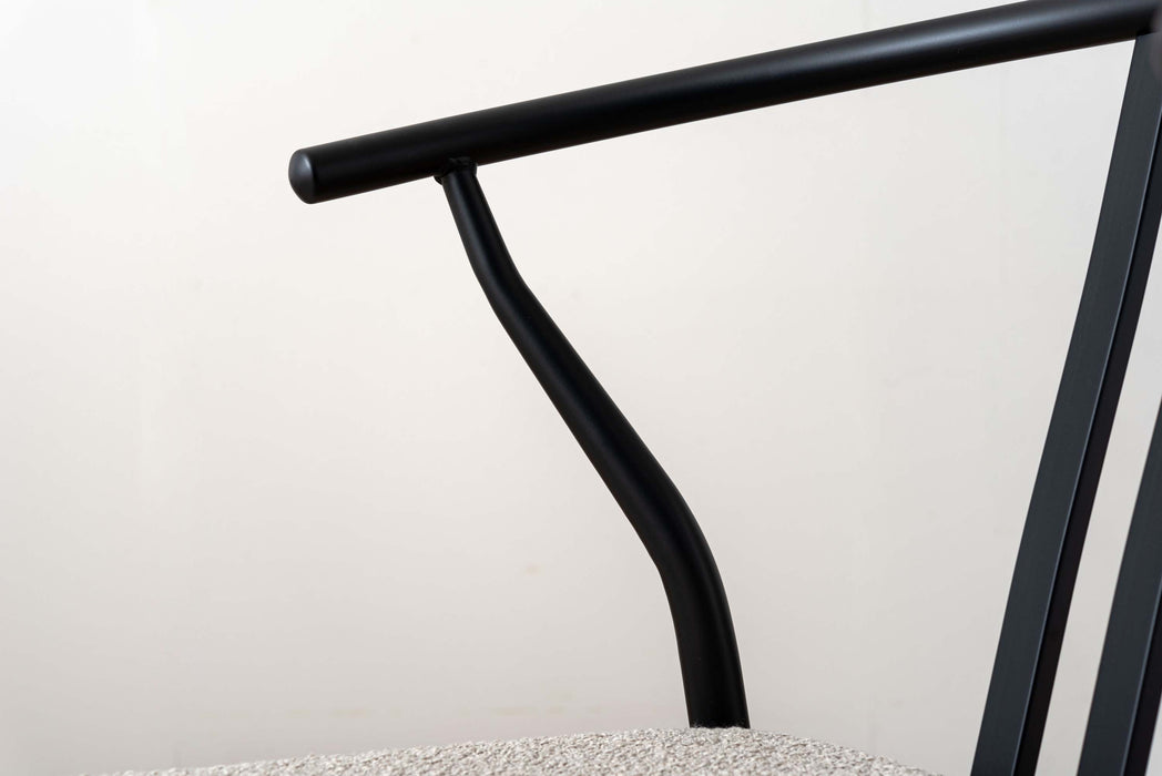 クルヴァチェア