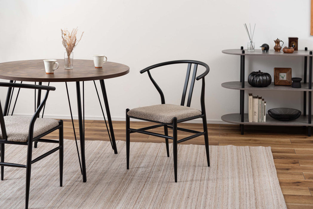 クルヴァチェア