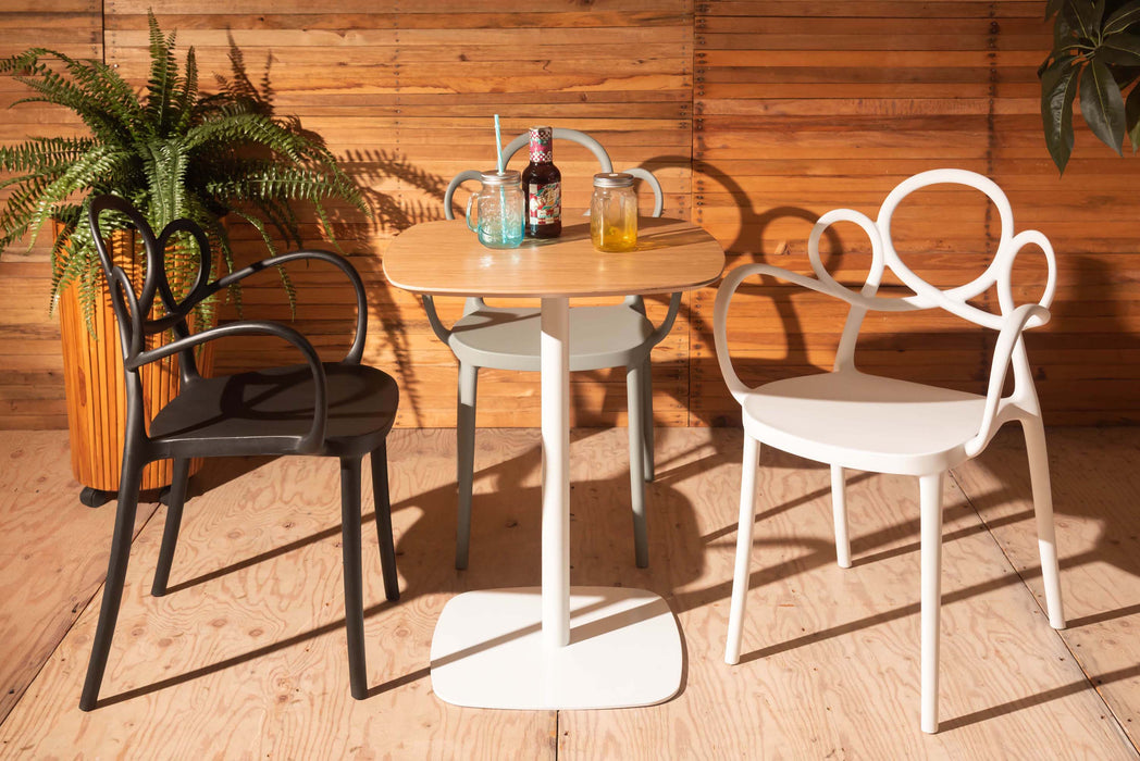 パルネアームチェア