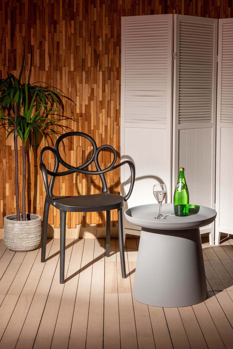 パルネアームチェア