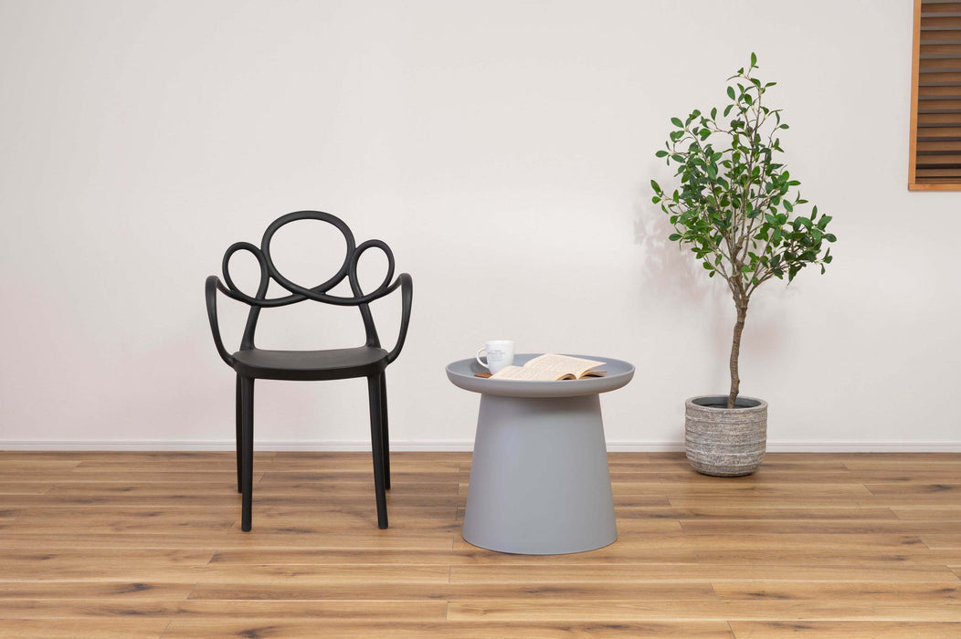 パルネアームチェア