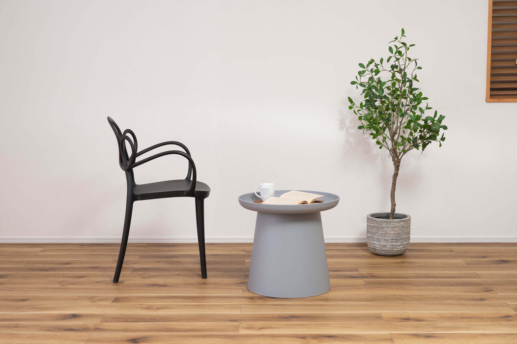 パルネアームチェア