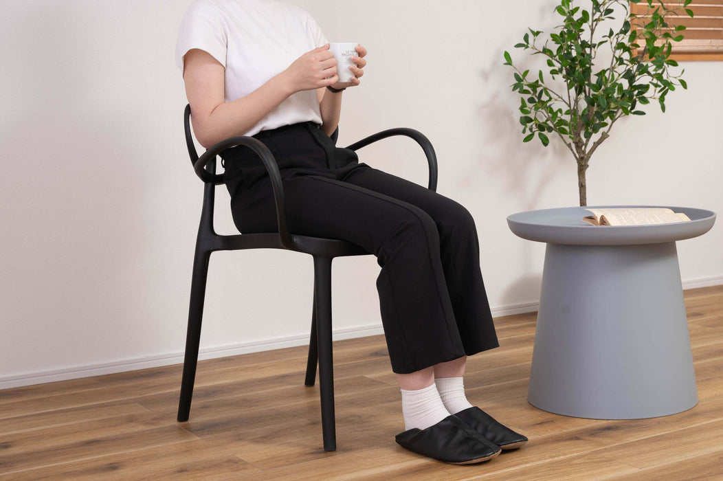 パルネアームチェア