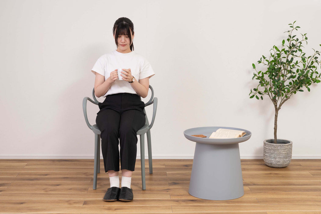 パルネアームチェア