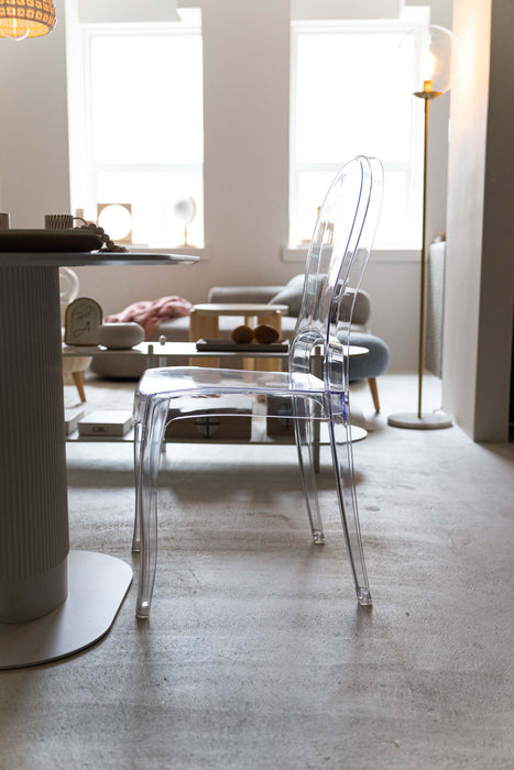 クラルテチェア