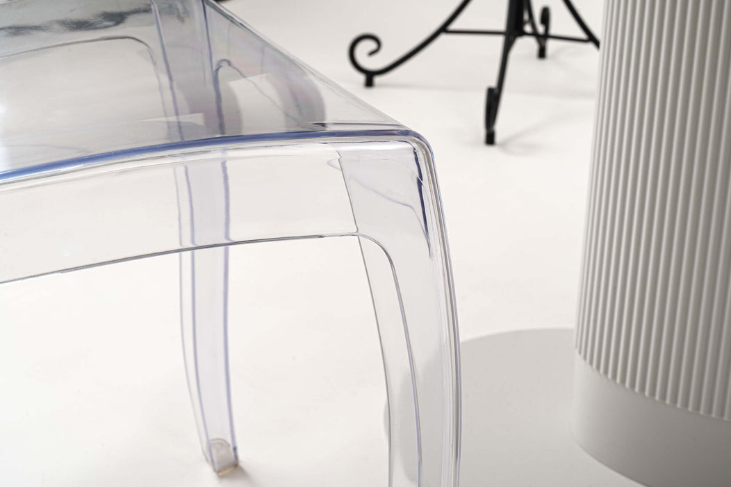 クラルテチェア