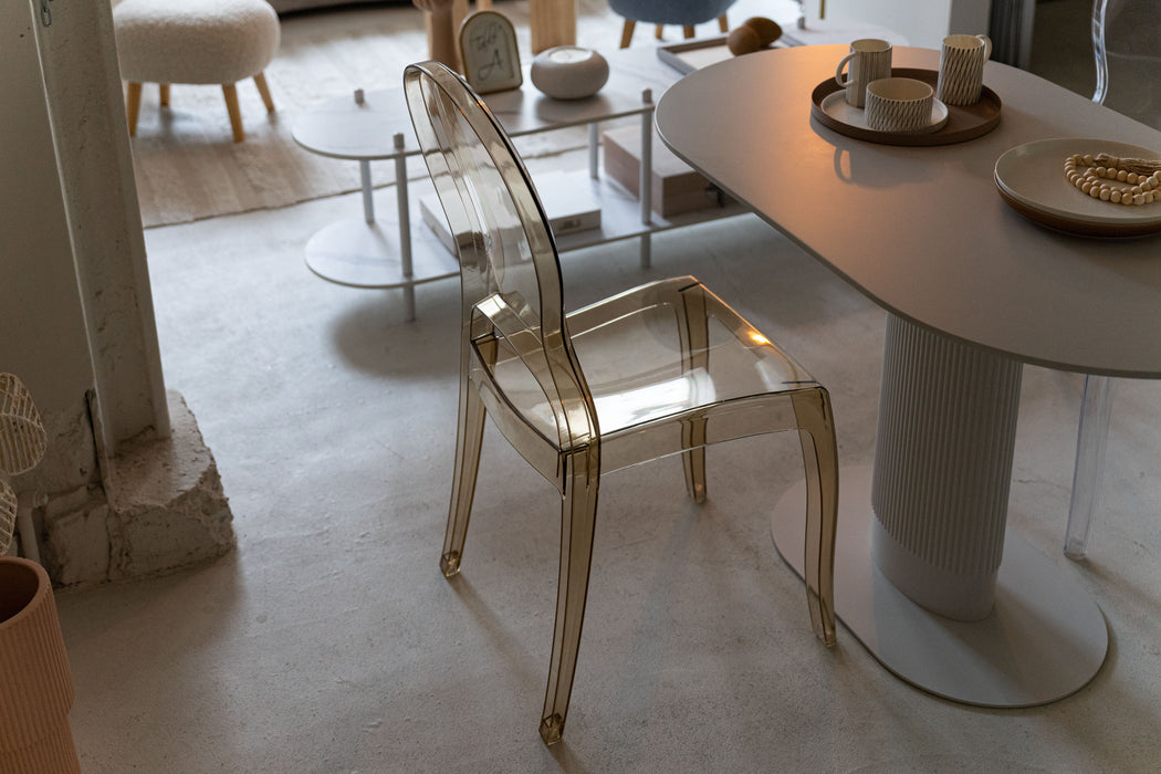 ダイニングテーブル