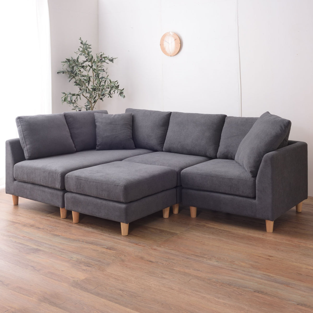 アムール4人掛けソファ — nmo