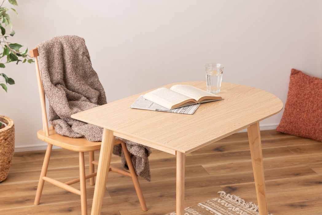 ダイニングテーブル