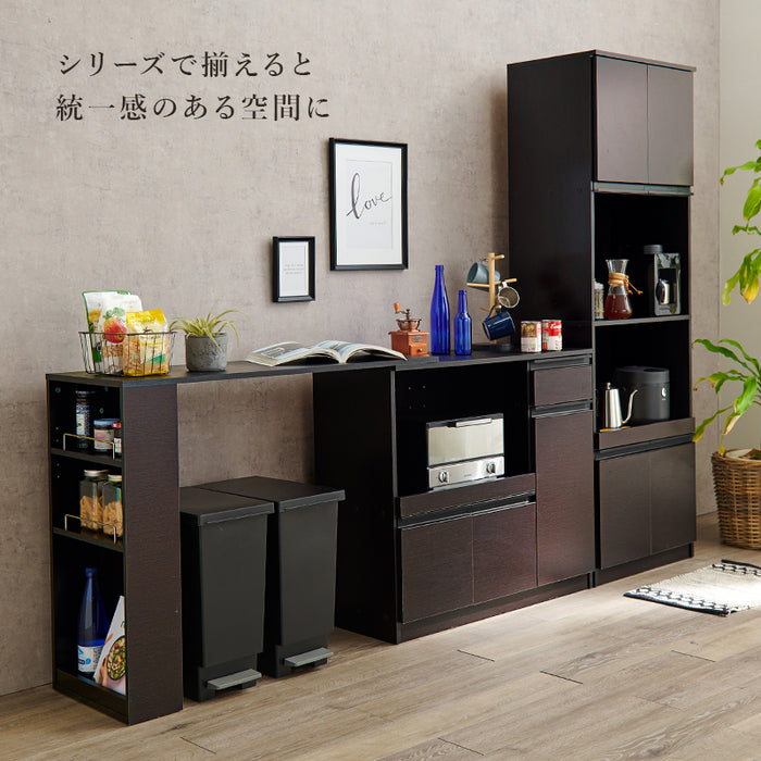 キッチンキャビネット
